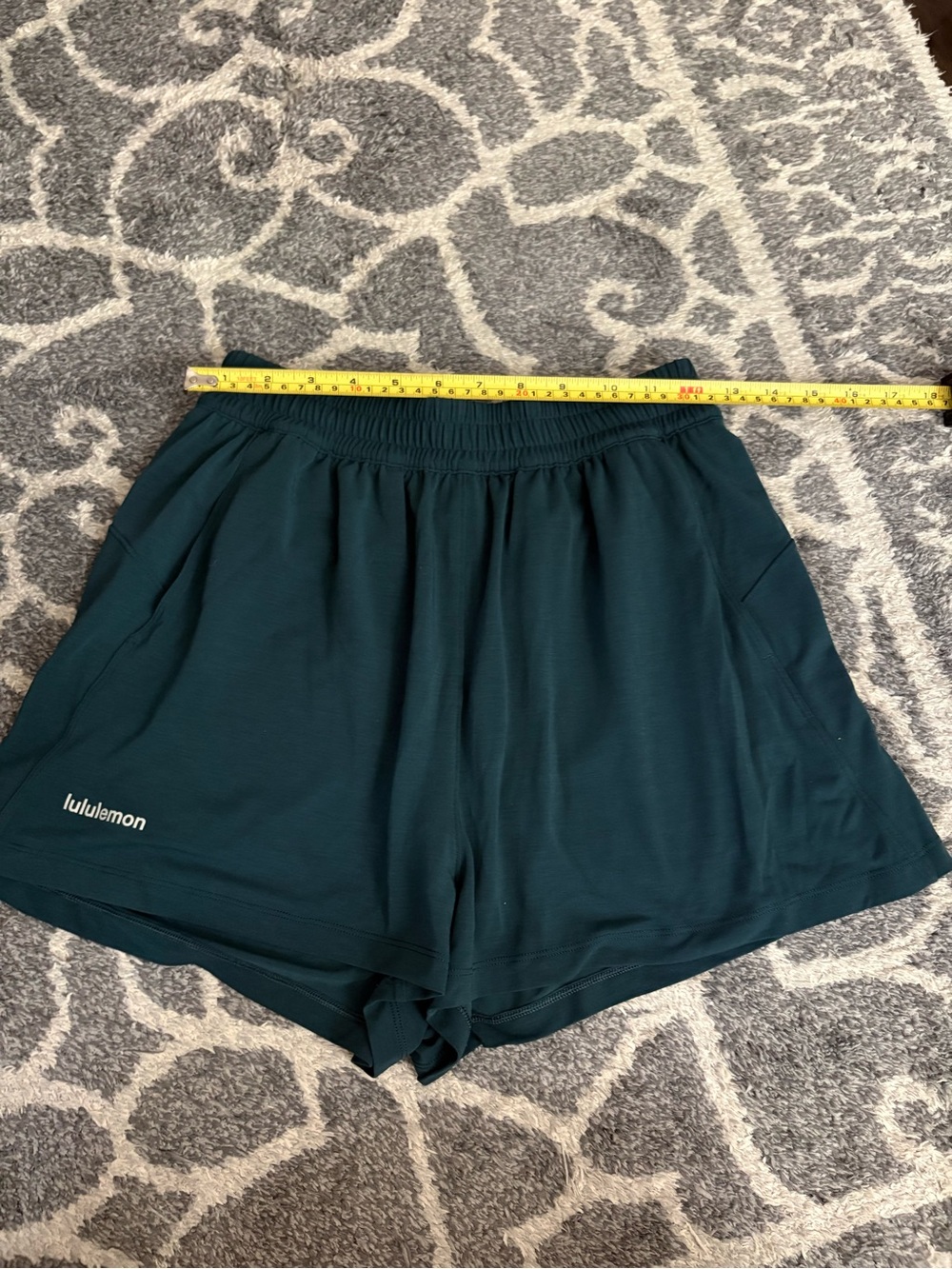 Lululemon Women's Teal Athletic Shorts xs jersey training style